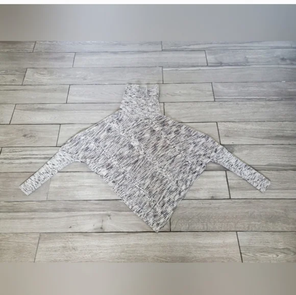 NWT WHBM Neck Marled Poncho - Picture 5 of 5